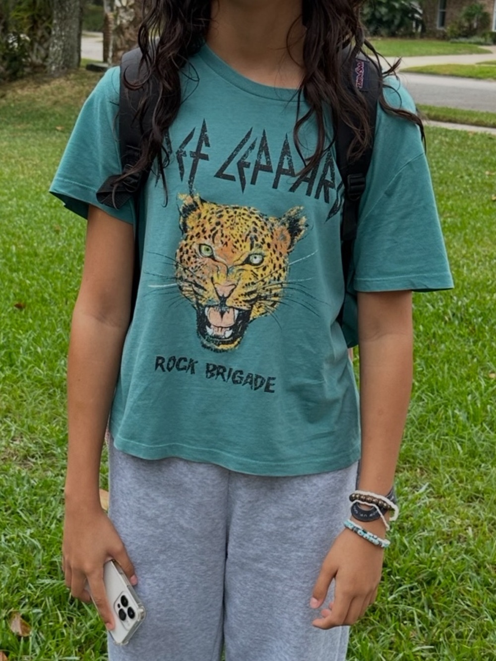 JUNIORS Deaf Leppard top size XL ** See description** - Picture 5 of 6
